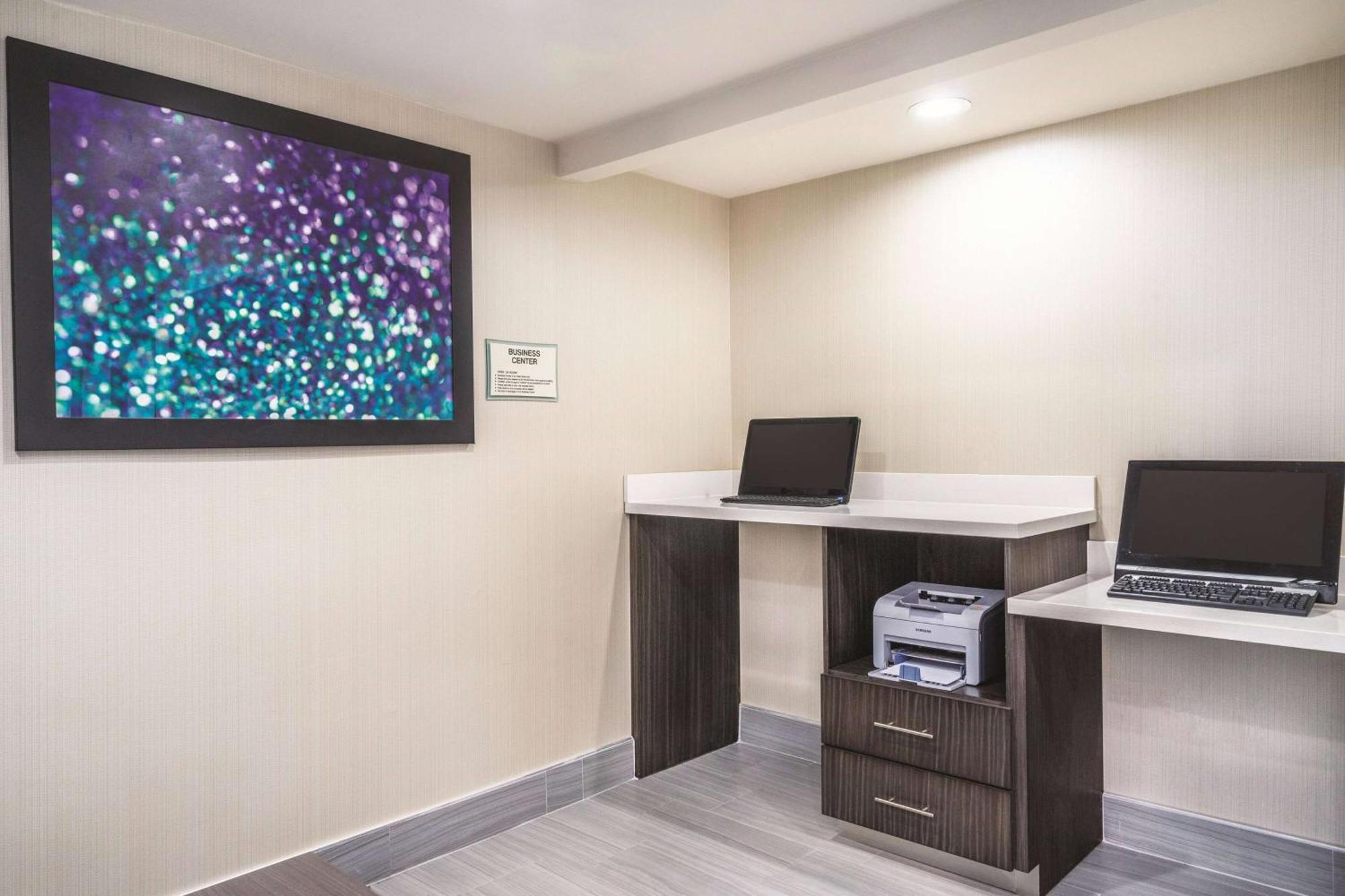 La Quinta By Wyndham Loudon Hotel Luaran gambar